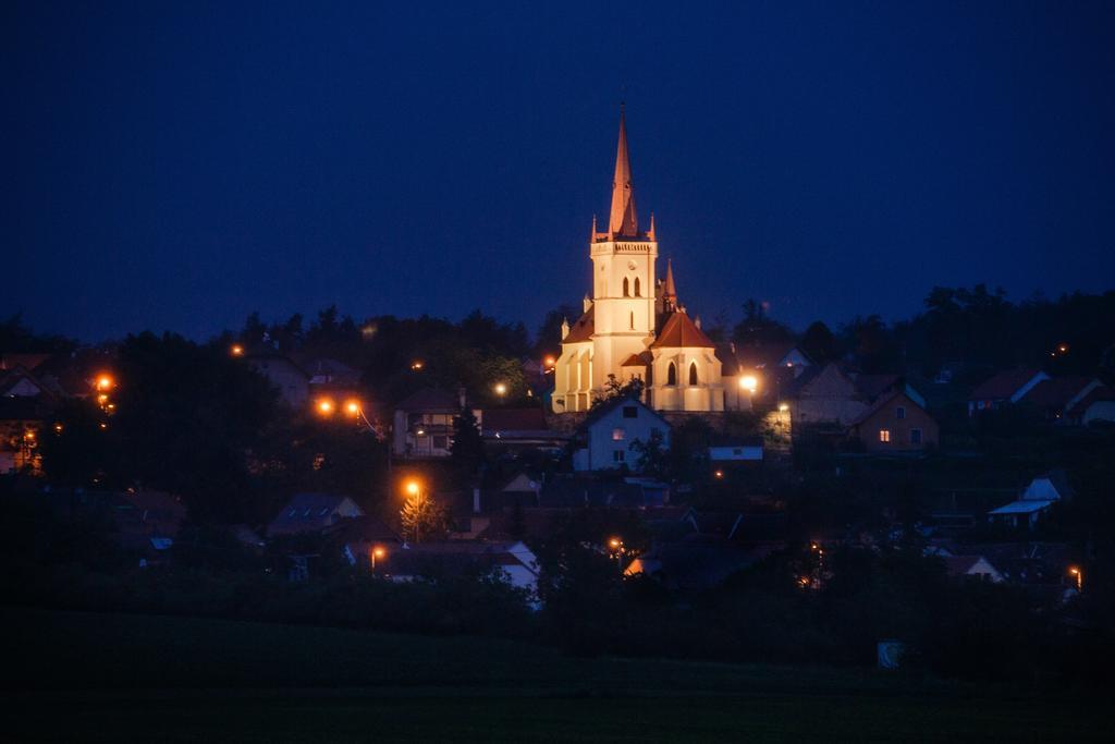 Nad Vinnym Sklipkem Znojmo Exteriör bild